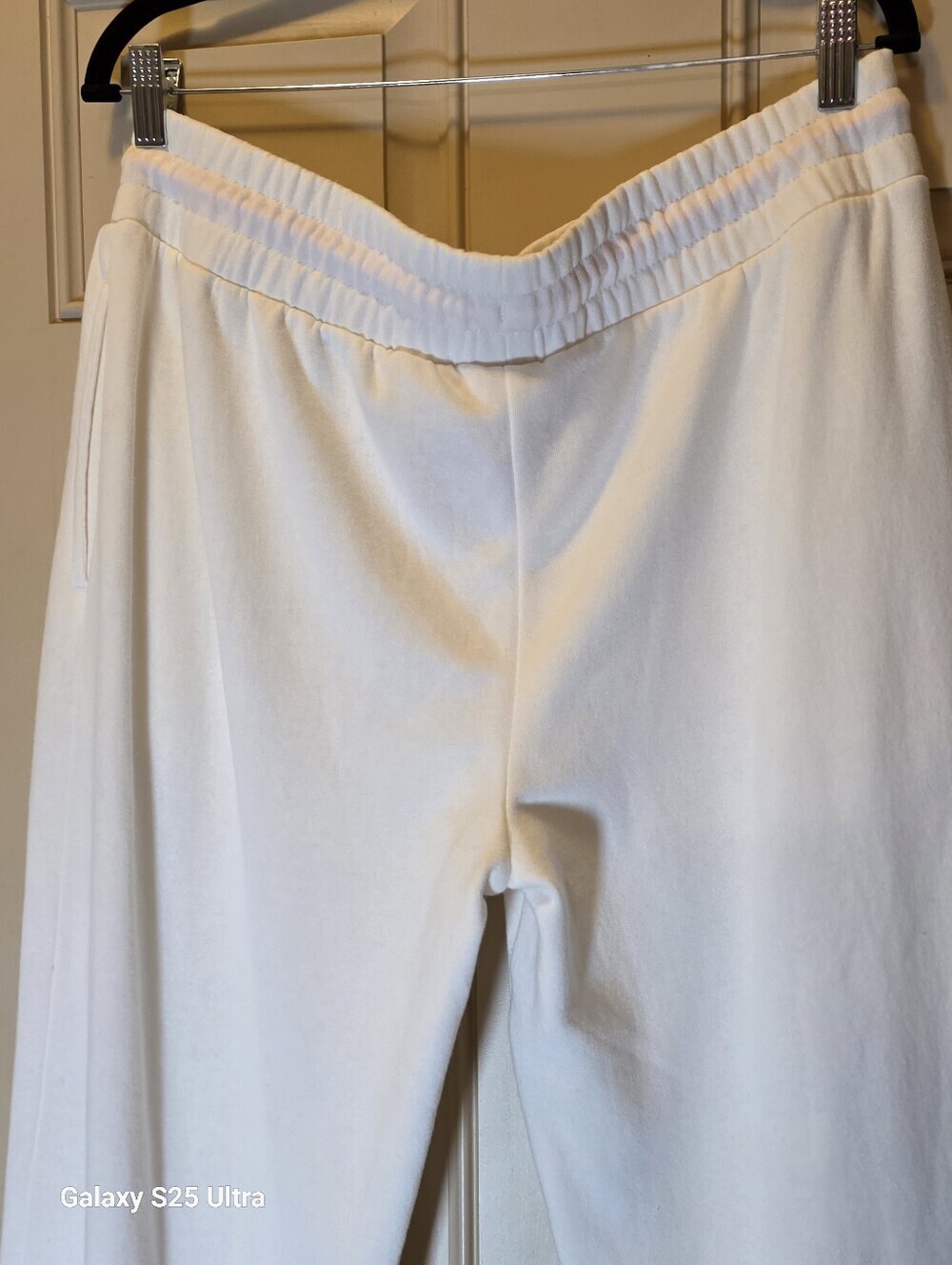 Strawberry Shortcake Graphic Jogger Sweatpants - Winter White - Size L - Picture 7 of 10